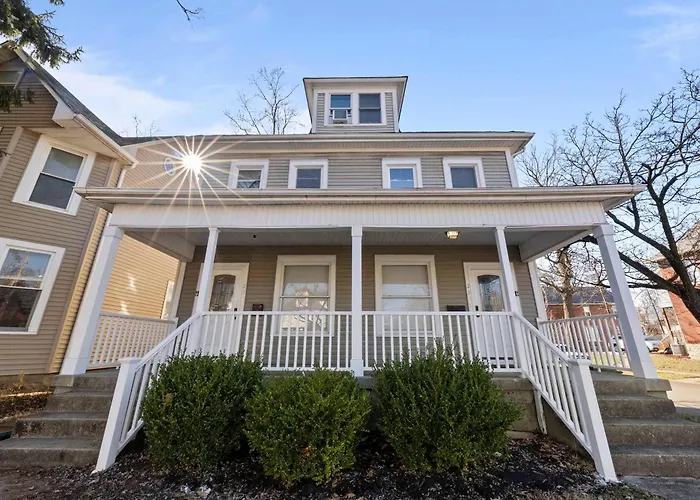Osu 3Br Home, Office, Sleeps 6 Holiday home Columbus