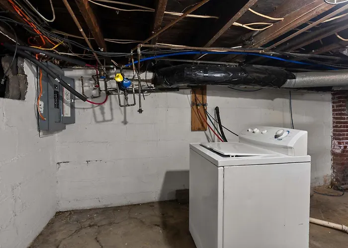 Osu 3Br Home, Office, Sleeps 6